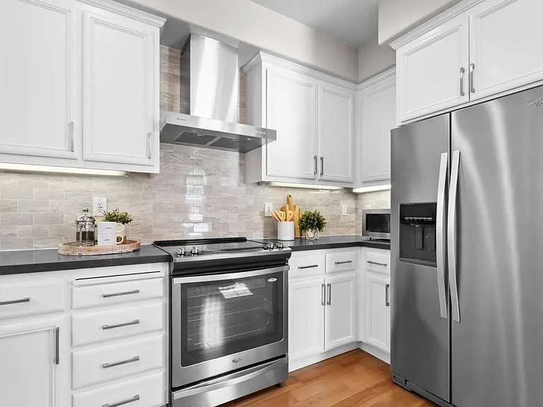 Laird Cir — Photo 11