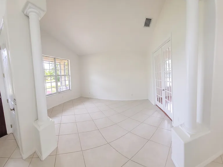 3330 Earle Ct — Photo 19