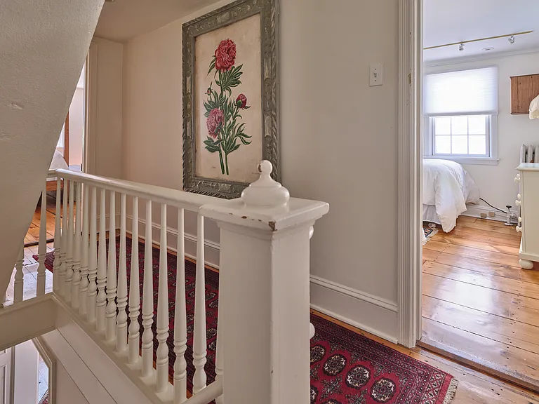 2nd Floor - view into the Twin Bedroom