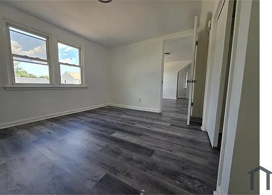 7720 Fairgreen Rd — Photo 3