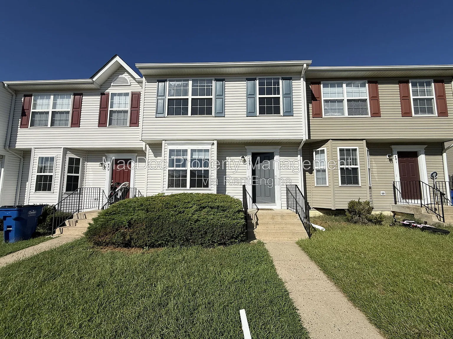 3 bed, 4.0 bath, 1942 sqft, $2,245 — Photo 1