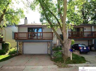 1823 N 93rd Ct, Omaha, NE 68114