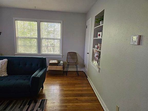5th image of 810 N Duval St APT C