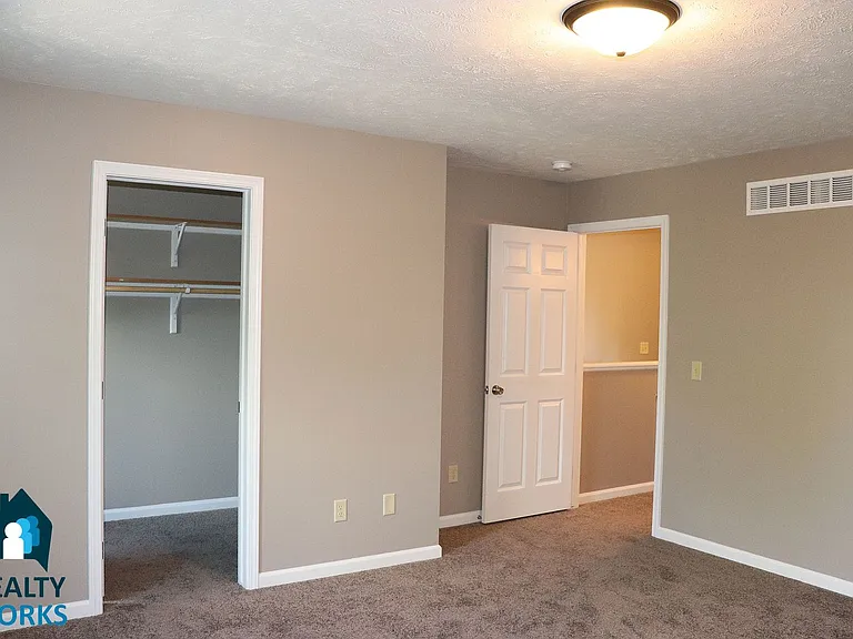 805 Charleston St — Photo 10