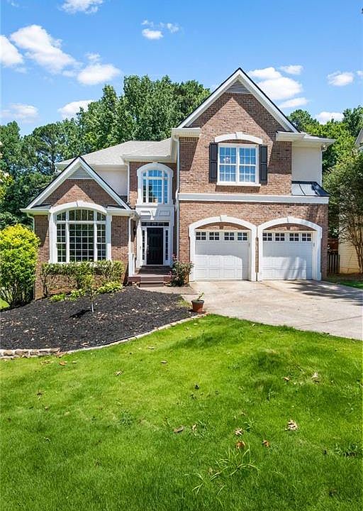 1st image of 708 Arlington Ln SE