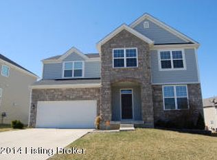 11922 Longview Farm Dr, Louisville, KY 40299
