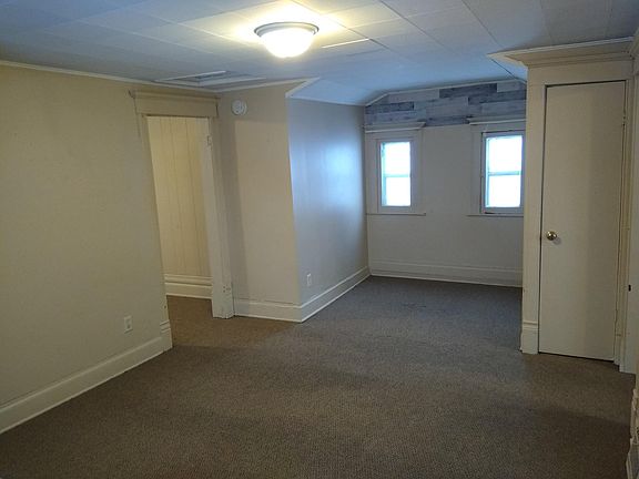 3rd image of 1617 Ogden Ave #3