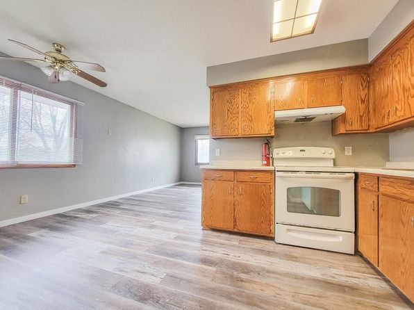 5723 Quincy St, Saint Paul, MN 55112