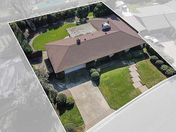 3rd image of 14995 N Avenue 313
