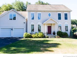 4 Trevor Ct, Manchester, CT 06040