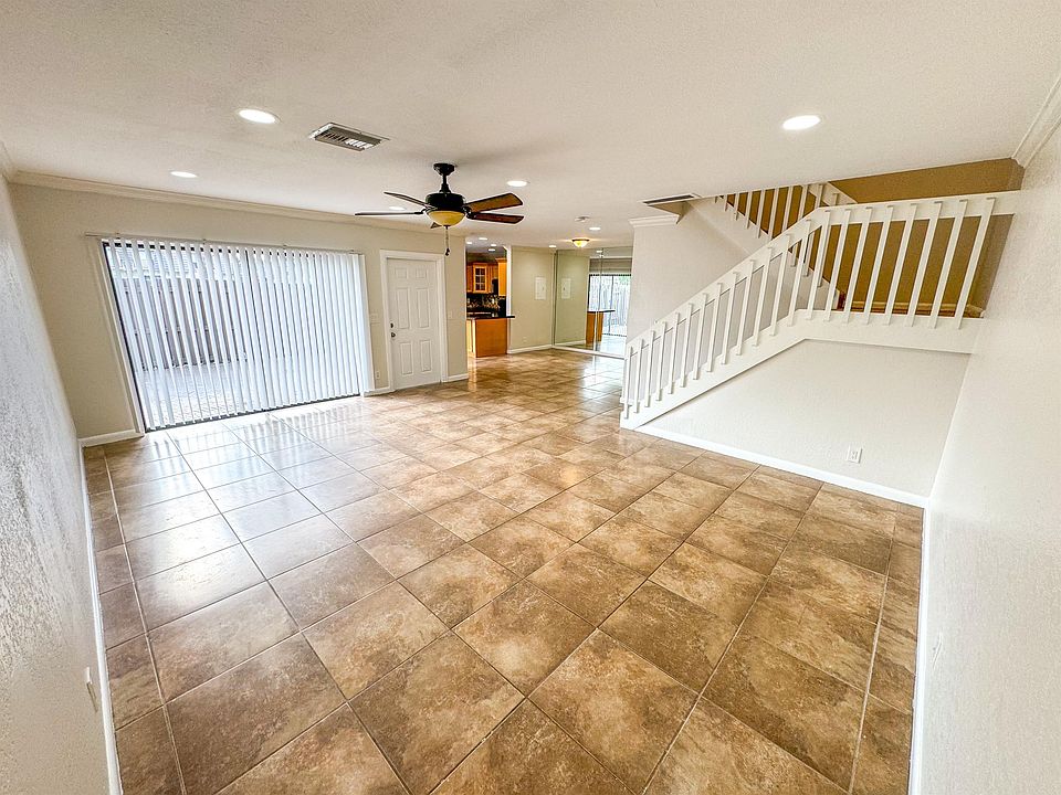 1st image of 1827 N Congress Ave #1827