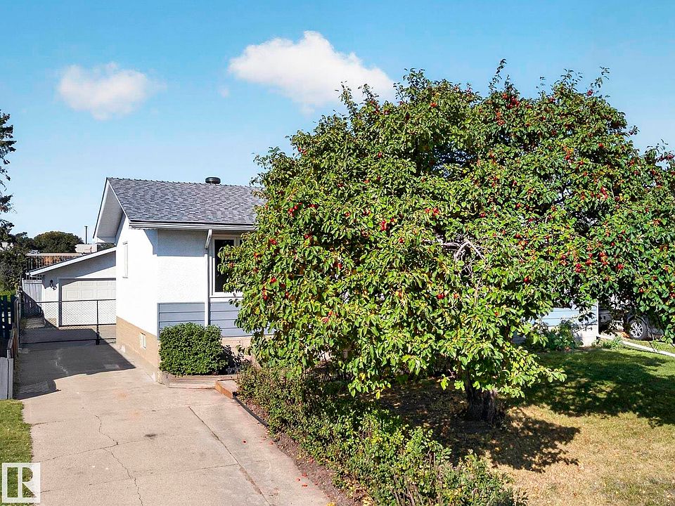 1st image of 25 Milburn Cres