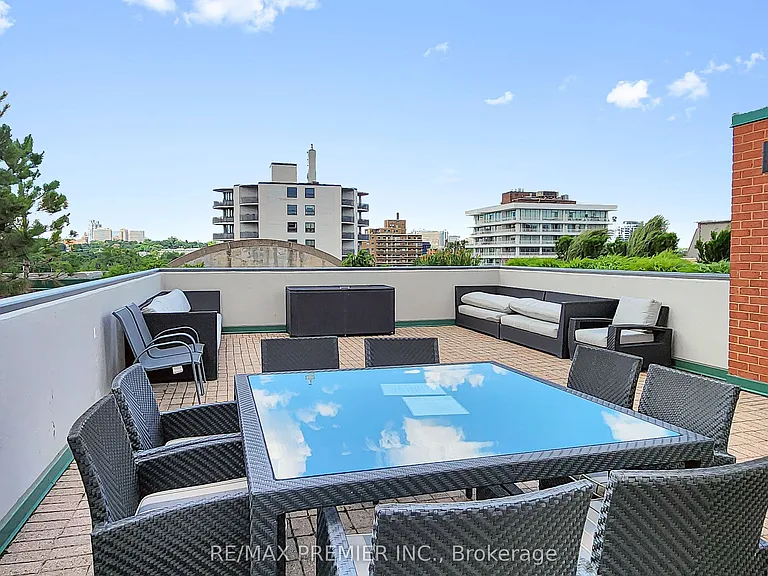 95 Prince Arthur Ave #Penthouse 824 — Photo 35