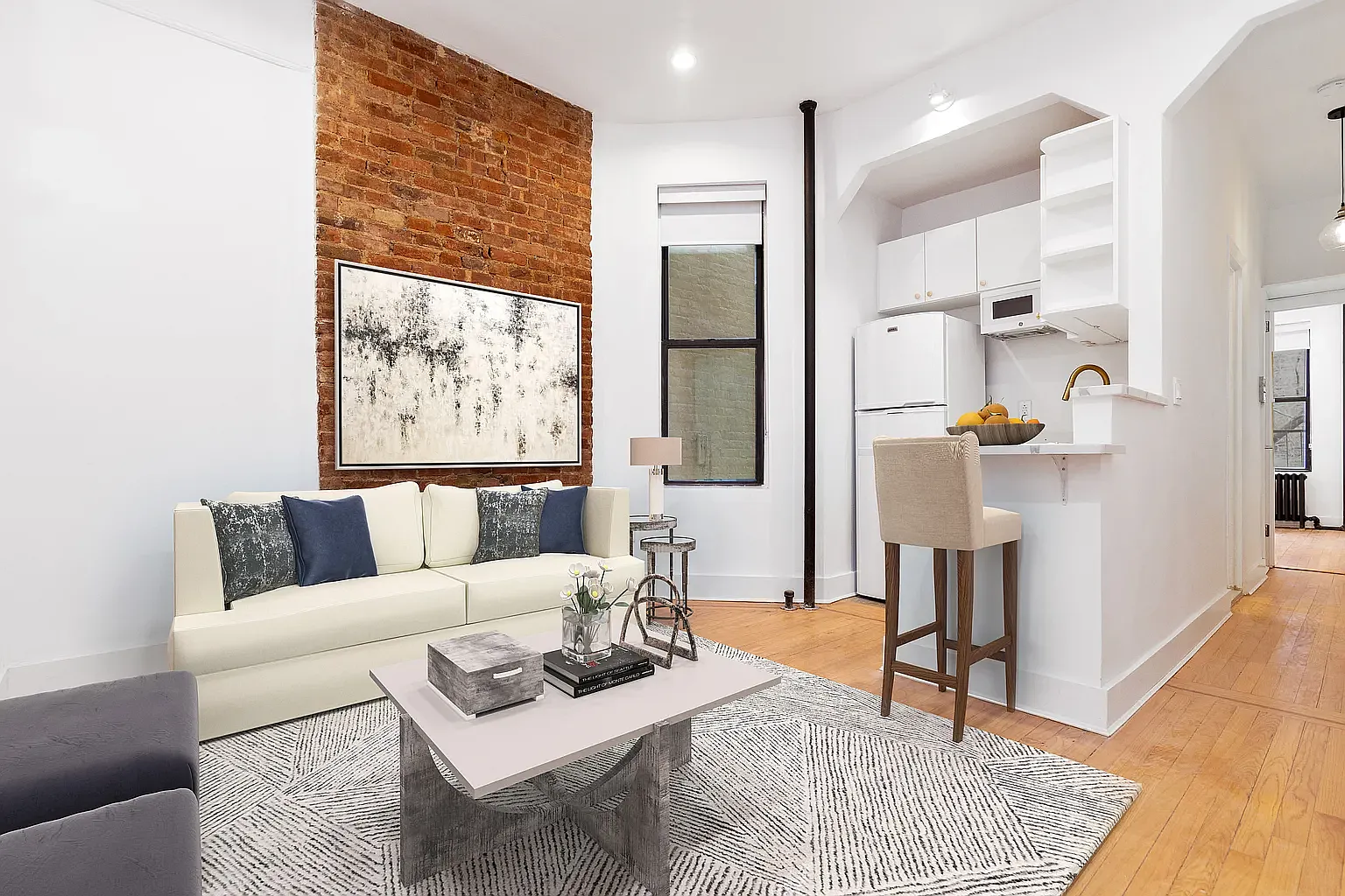 309 East 18th Street — Photo 1
