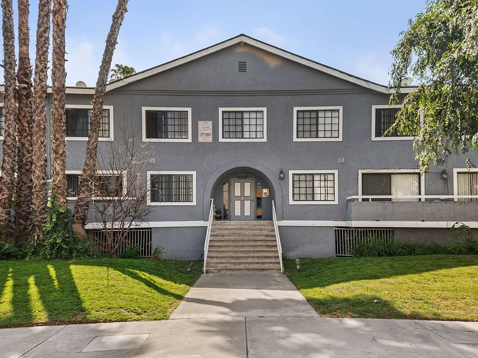 11312 Morrison St #11