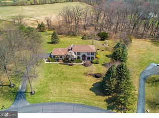 10 Quail Hill Ln, Downingtown, PA 19335