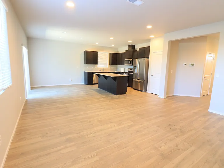 61581 SE Lorenzo Dr — Photo 4