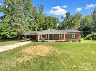 301 Briarcliff Dr, Kannapolis, NC 28081