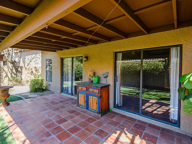 5505 E Desert Hills Dr — Photo 31