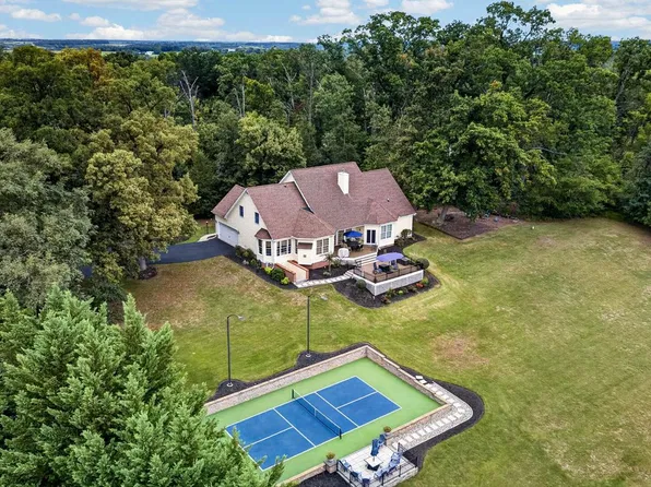 1937 Mayberry Rd, Westminster, MD 21158