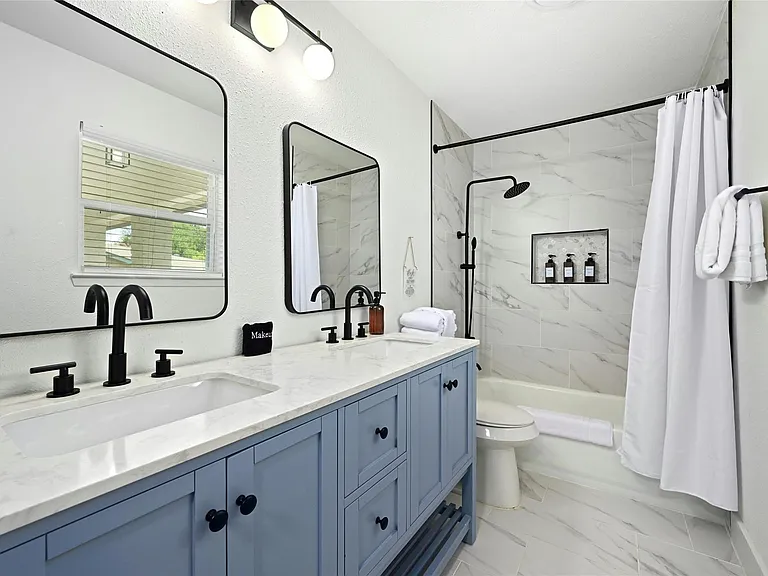 9414 Meadow Vale — Photo 26