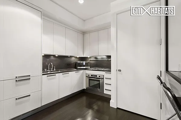 Rented by Citi Habitats | media 16