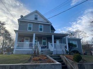 32 Oakland St #1, Huntington, NY 11743