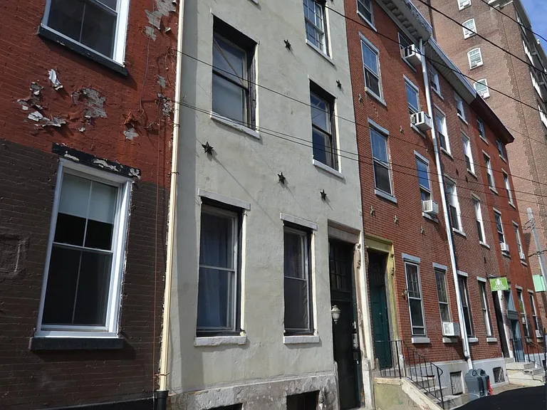 416 S 15th St #2R — Photo 1