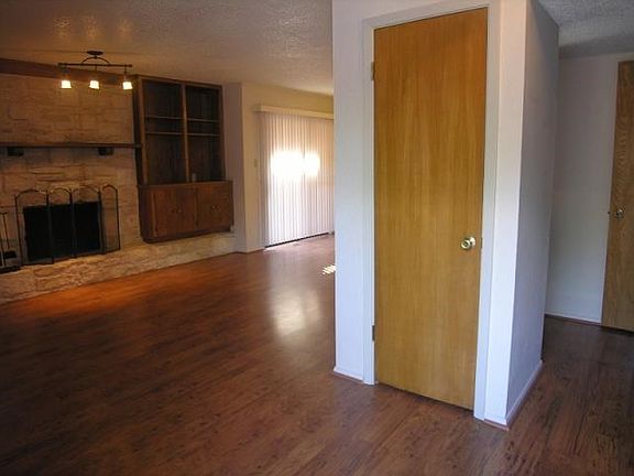 2nd image of 8418 Fathom Cir APT 201