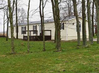 211 S Franklin St, Fowlerton, IN 46930