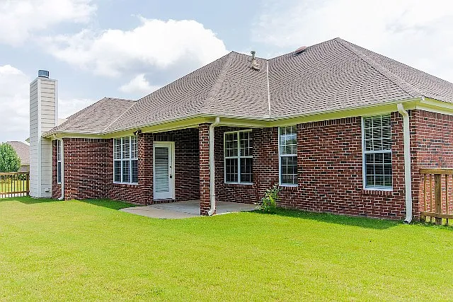 Building Photo - 9500 Helmsley Cir