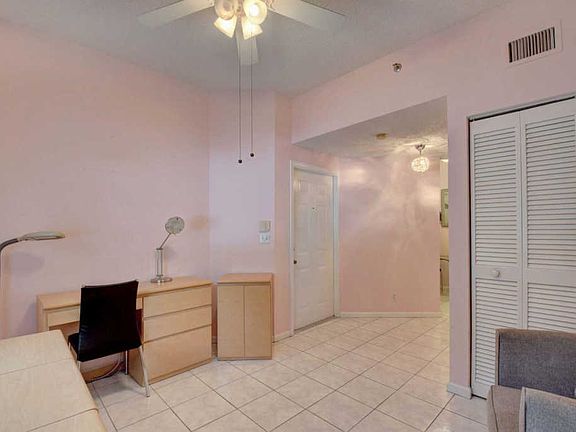 4th image of 5016 Rose Hill Dr APT 2104