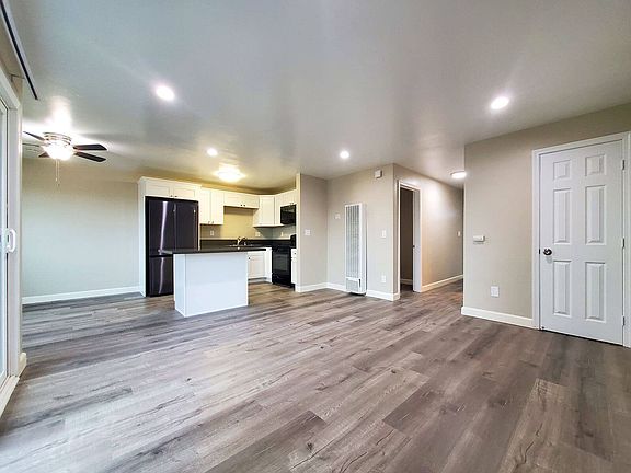 2nd image of 215 H St #6