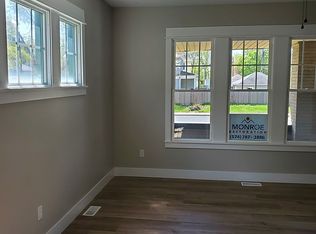 1110 N Michigan St, South Bend, IN 46617