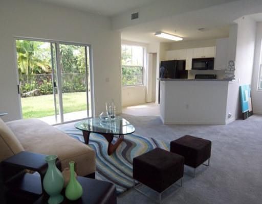 2nd image of 758 NE 90th St Unit 514