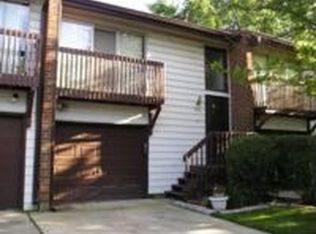 455 Skokie Ln, Bolingbrook, IL 60440