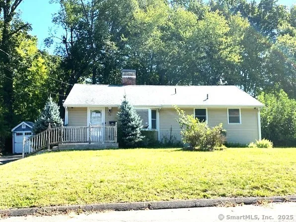 73 Daniel Boulevard, Bloomfield, CT 06002