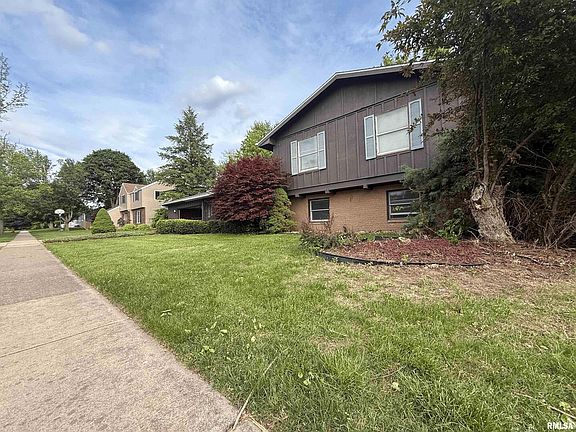 2nd image of 720 Mulberry Dr