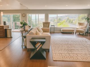 3004 Azahar St, Carlsbad, CA 92009