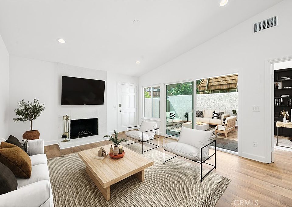 1st image of 10179 Larwin Ave Unit 5