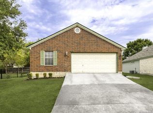 1132 Mira Loma Ln, San Marcos, TX 78666