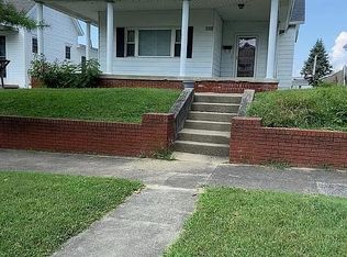 1029 1st St, Henderson, KY 42420