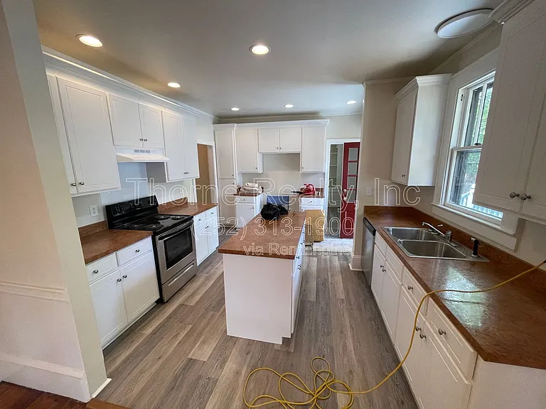 1524 Sunset Ave — Photo 10