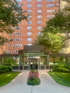 4980 N Marine Dr APT 135, Chicago, IL, 60640