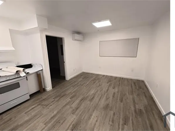 1348 E 27th St, Los Angeles, CA 90011