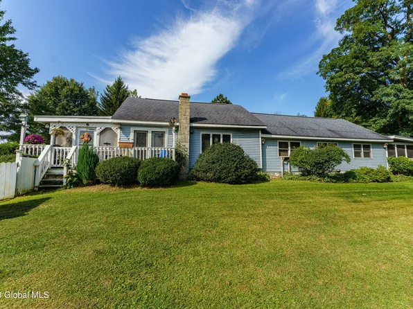 501 Ford Road, Melrose, NY 12121