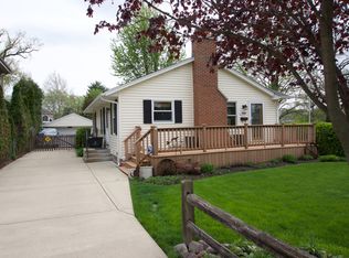 1943 Central Rd, Glenview, IL 60025