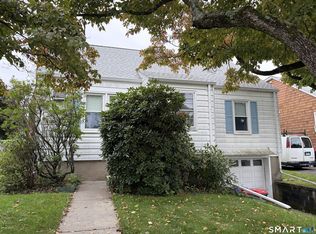 82 Magnolia Ave, Norwalk, CT 06850