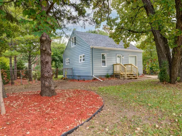 4958 South 20th STREET, Milwaukee, WI 53221