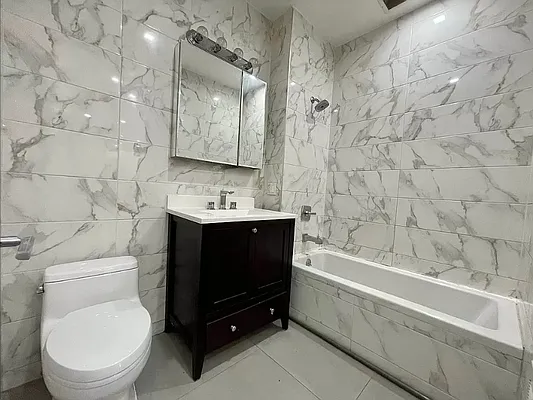 Rented by Bruma Realty LLC | media 9